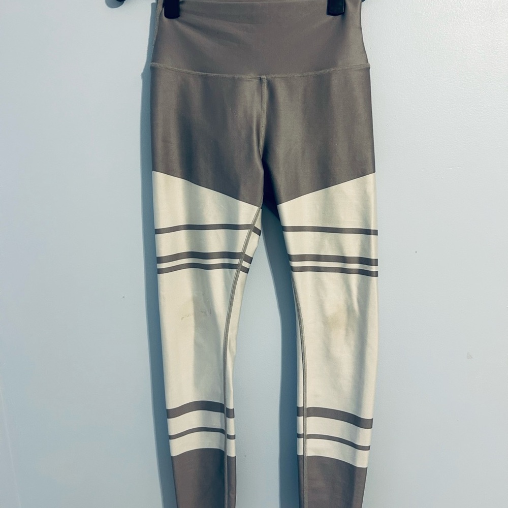 ALO Yoga Charcoal Leggings